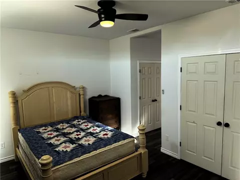 Bedroom - 8131 S Hickory Loop, Calvert, TX 77837 photo 1 of 4