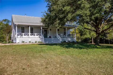 1598 Tiemann Rd, New Ulm, TX 78950