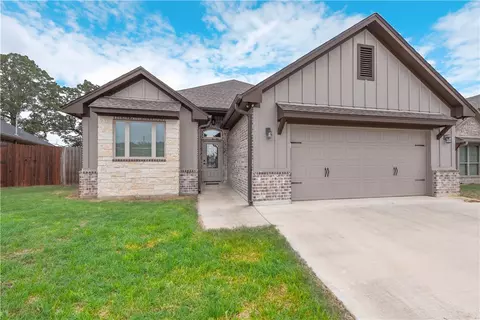 1014 Copperas Bnd, Caldwell, TX 77836