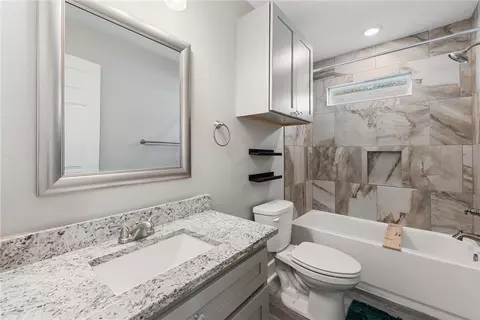 Bath - 3501 Stevens Dr, Bryan, TX 77808 photo 3 of 3