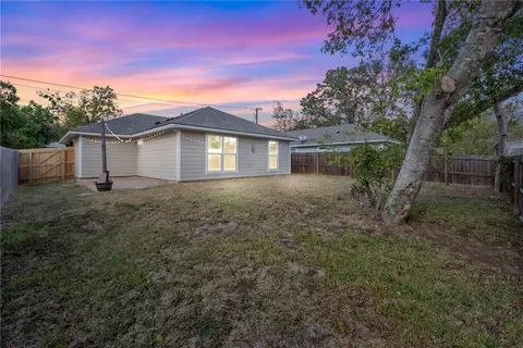 Exterior - 3501 Stevens Dr, Bryan, TX 77808 photo 2 of 7