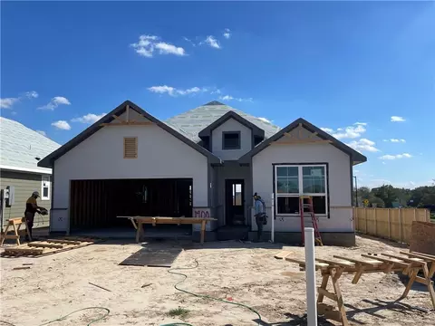 1900 Stubbs Dr, Bryan, TX 77807