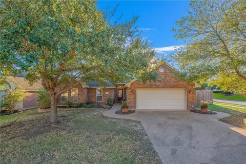 4200 Middleham Ave, College Station, TX 77845
