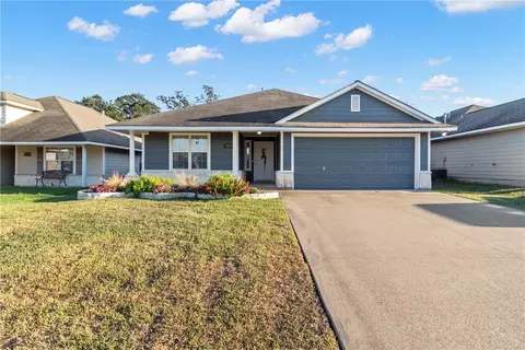 3928 Tranquil Path Dr, College Station, TX 77845