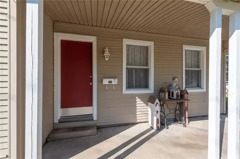 704 Crenshaw St, Bryan, TX 77803