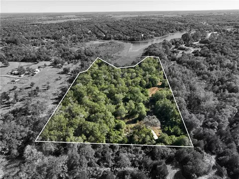 792 Wagon Trl, Caldwell, TX 77836