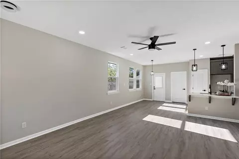 813 E 31st St, Bryan, TX 77803 photo 6