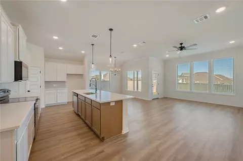 3100 Brady Ct, Bryan, TX 77808 photo 8