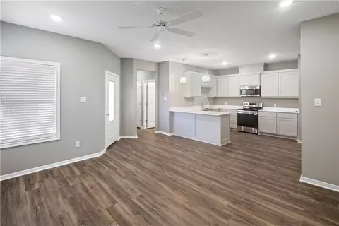 1233 Storm Row, Bryan, TX 77808 photo 4