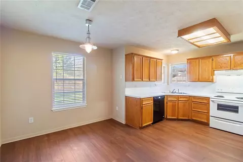 2521 Pinon Ct, Bryan, TX 77802 photo 11