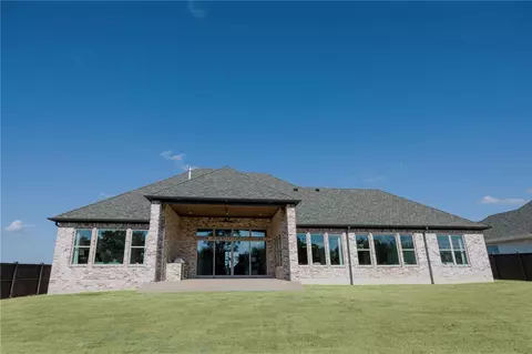4921 Latour Loop, Bryan, TX 77802 photo 3