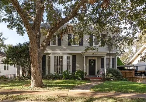 607 Alma St, Brenham, TX 77833