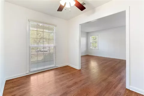Living - 903 North Ave, Bryan, TX 77802 photo 4 of 4