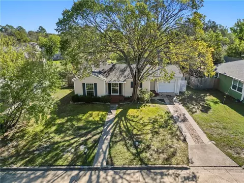 View/Area - 903 North Ave, Bryan, TX 77802 photo 1 of 3
