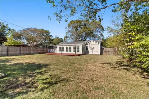 Exterior - 903 North Ave, Bryan, TX 77802 photo 6 of 6