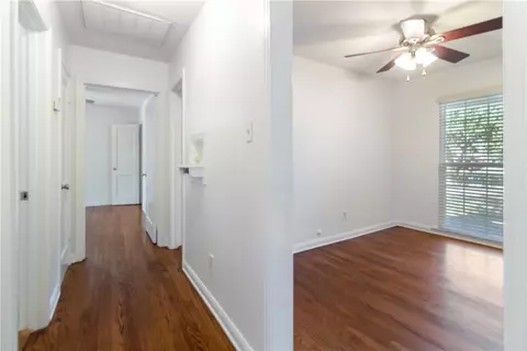 Entry Way - 903 North Ave, Bryan, TX 77802 photo 1 of 1