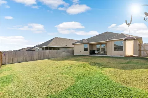 Exterior - 2040 Chief St, Bryan, TX 77807 photo 5 of 5