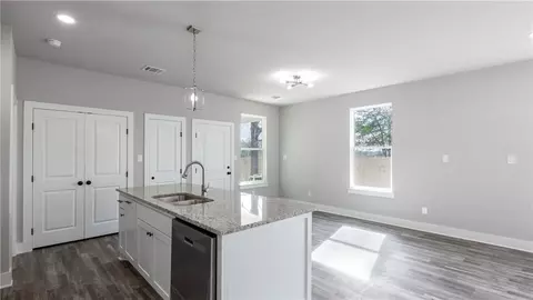 Living - 1915 Marshall Ave, Bryan, TX 77803 photo 6 of 6