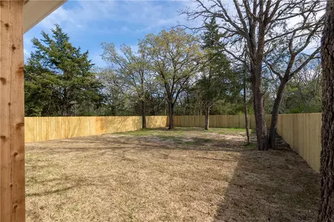 Exterior - 1915 Marshall Ave, Bryan, TX 77803 photo 2 of 3