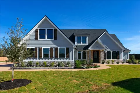 4914 Crystal Ridge Ct, College Station, TX 77845