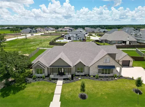 4804 Sunburst Ct, College Station, TX 77845