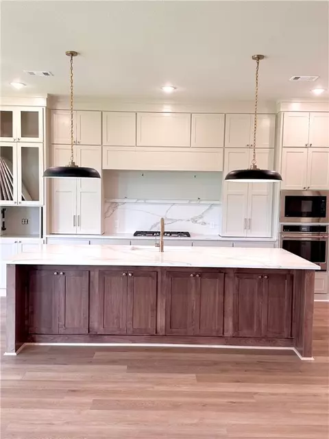 2152 Madden Cir, College Station, TX 77845