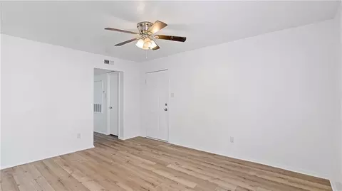 2808 2815 Cypress Bend Cir, Bryan, TX 77801 photo 12