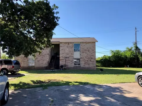 2808 2815 Cypress Bend Cir, Bryan, TX 77801 photo 2