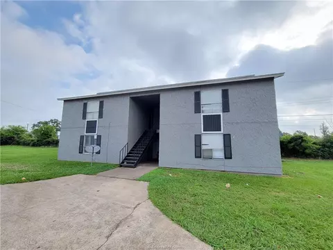 2808 2815 Cypress Bend Cir, Bryan, TX 77801 photo 3
