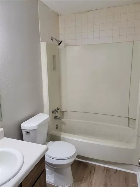 2808 2815 Cypress Bend Cir, Bryan, TX 77801 photo 32
