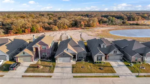 6334 Spartan Dr, College Station, TX 77845