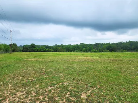 6440 Texas 105, Brenham, TX 77833