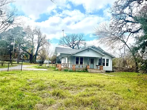 1421 S Robinson, Jewett, TX 75846