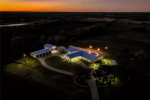 2945 Fm 3090 Rd, Navasota, TX 77868