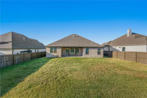 Exterior - 5008 Greyrock Dr, Bryan, TX 77802 photo 4 of 5