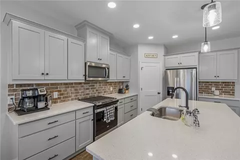 Kitchen - 5008 Greyrock Dr, Bryan, TX 77802 photo 2 of 3