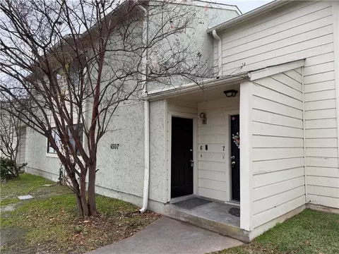 4507 Carter Creek Parkway 6, Bryan, TX 77802