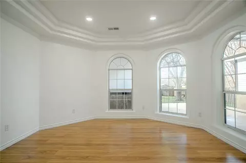 Living - 2802 Brandywine Cir, Bryan, TX 77807 photo 5 of 8