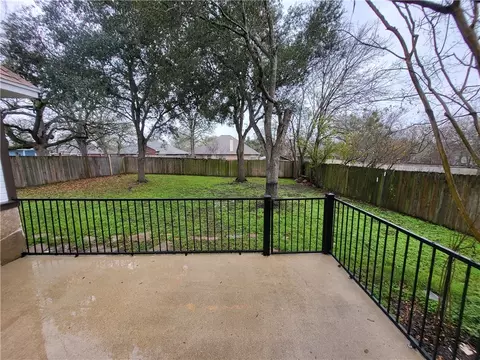 Exterior - 2802 Brandywine Cir, Bryan, TX 77807 photo 10 of 10