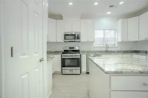 Kitchen - 2802 Brandywine Cir, Bryan, TX 77807 photo 1 of 2