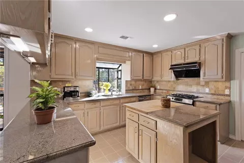 4309 Warwick Ln, Bryan, TX 77802 photo 13