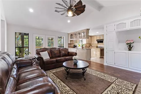 4309 Warwick Ln, Bryan, TX 77802 photo 9