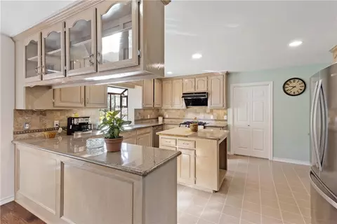 4309 Warwick Ln, Bryan, TX 77802 photo 12