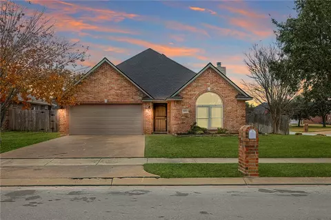 4000 Reatta Ln, College Station, TX 77845