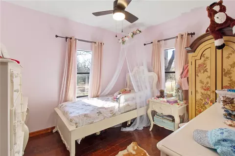 Bedroom - 9010 Oakridge Dr, Bryan, TX 77808 photo 4 of 5