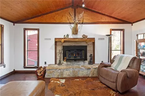 Living - 9010 Oakridge Dr, Bryan, TX 77808 photo 5 of 6