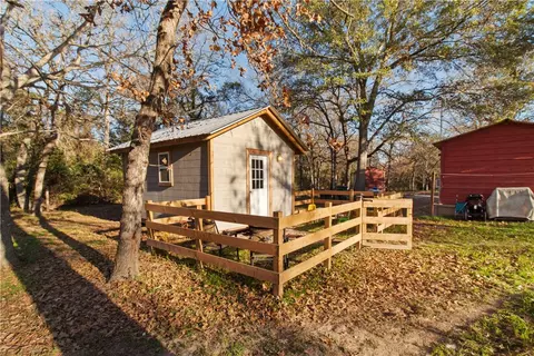 Other - 9010 Oakridge Dr, Bryan, TX 77808 photo 7 of 9