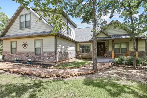 18248 Wigeon Trail Dr, College Station, TX 77845