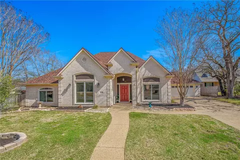 3808 Williams Bnd, Bryan, TX 77808