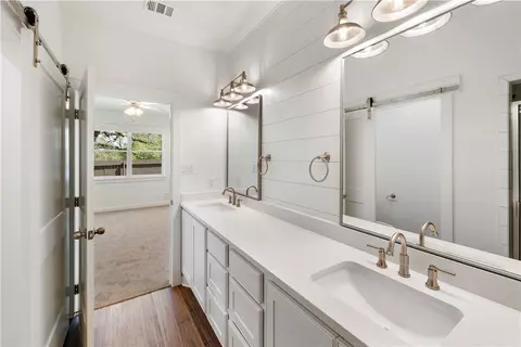 5043 Mooney Falls Dr, Bryan, TX 77802 photo 8